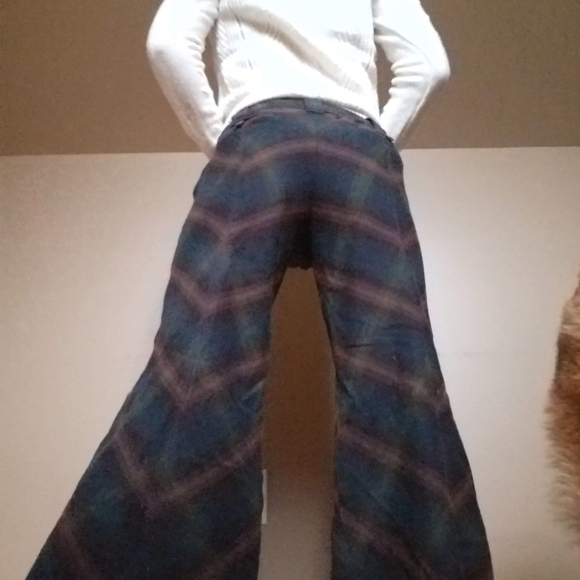 Free People plaid wide leg/bell-bottom tousers - Picture 3 of 5